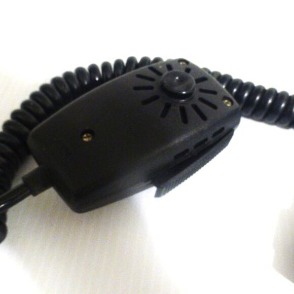 Hy-Gain II CB Radio & Mic 23 & 40 Channel Model 2682 Solid State 2 Way Radio - Picture 13 of 16